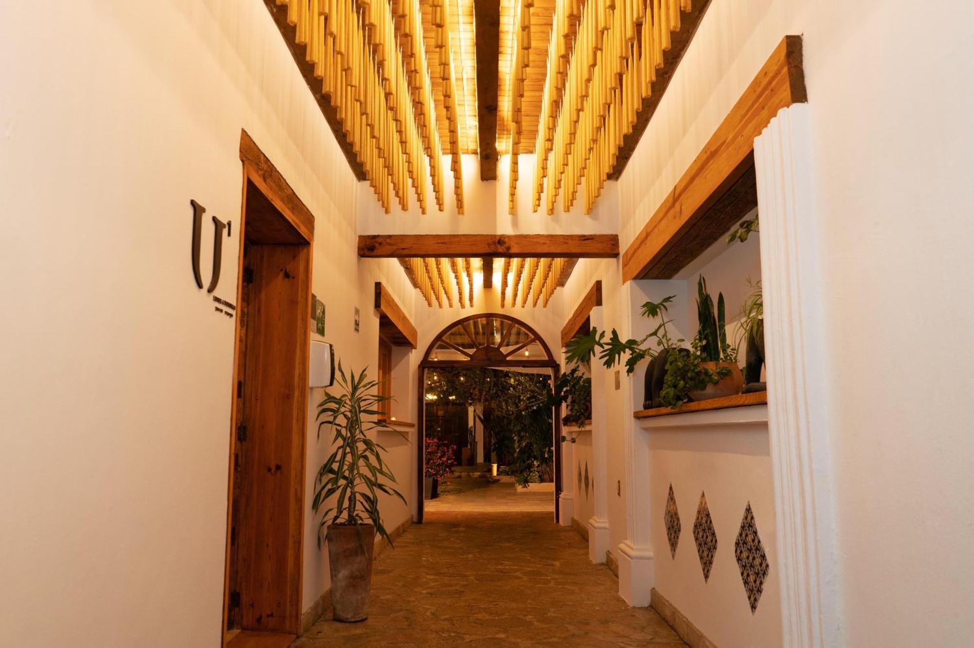 ซอมบรา เดล อกวา Hotel ซานกริสโตบัล เด ลาสกาซาส ภายนอก รูปภาพ